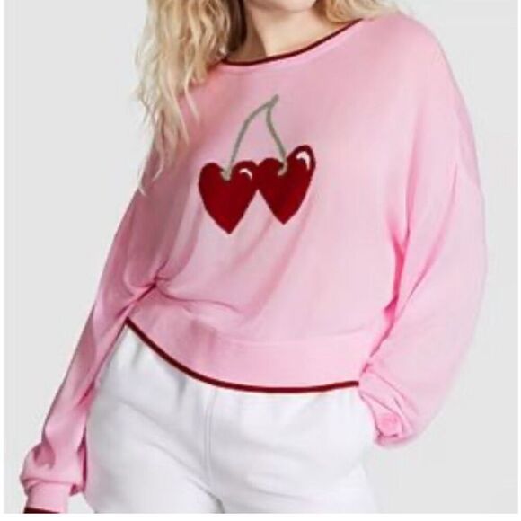 PINK Victoria's Secret Sweaters - Victoria’s Secret PINK CAMBRIDGE KNIT CREW SWEATER MEDIUM